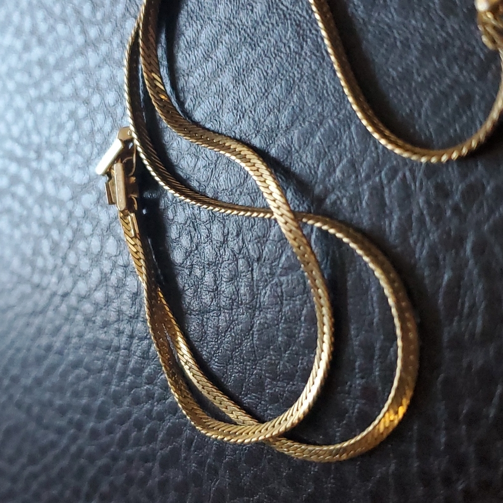 VTG Avon necklace - Picture 4 of 9